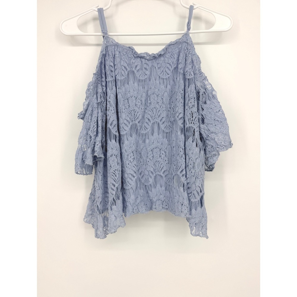 Love Fire Periwinkle Blue Floral Lace Cold Shoulder Top Size Medium